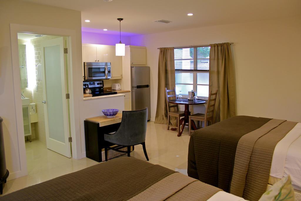Captiva Beach Resort Point O'Rocks Екстер'єр фото