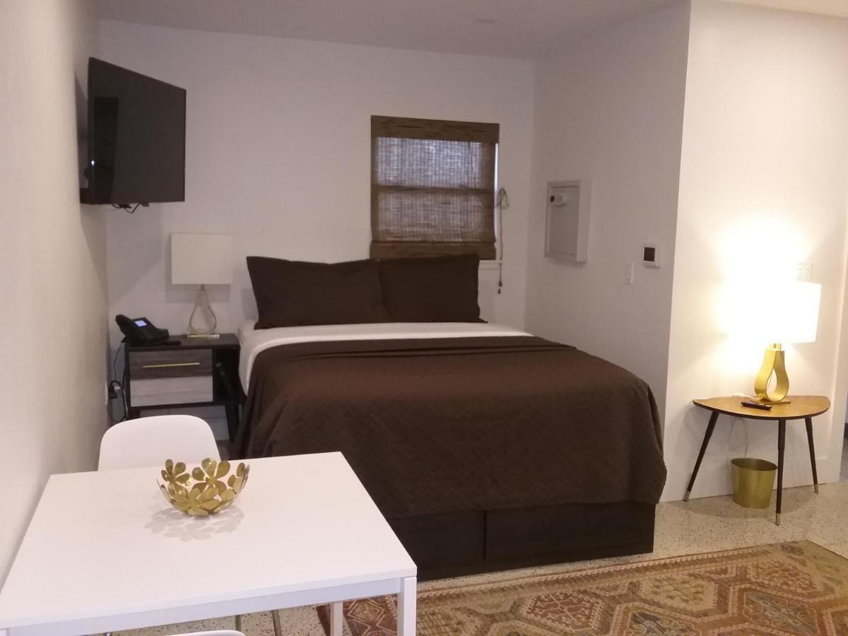 Captiva Beach Resort Point O'Rocks Екстер'єр фото