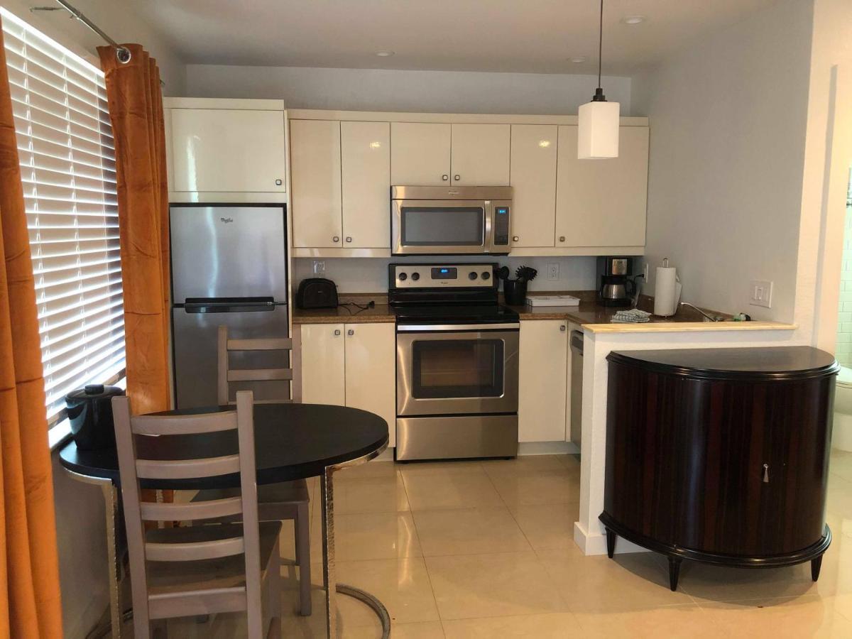 Captiva Beach Resort Point O'Rocks Екстер'єр фото