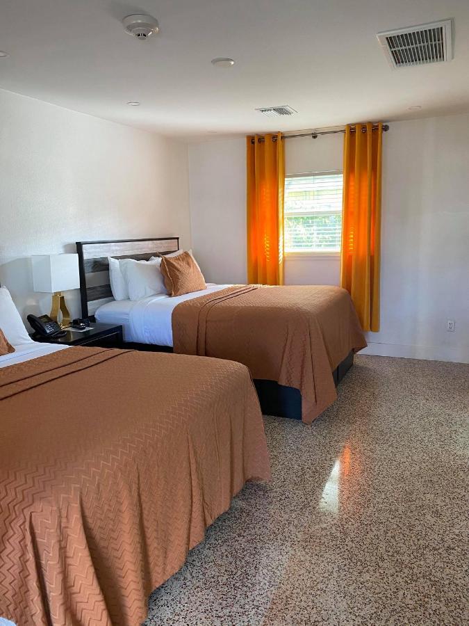 Captiva Beach Resort Point O'Rocks Екстер'єр фото
