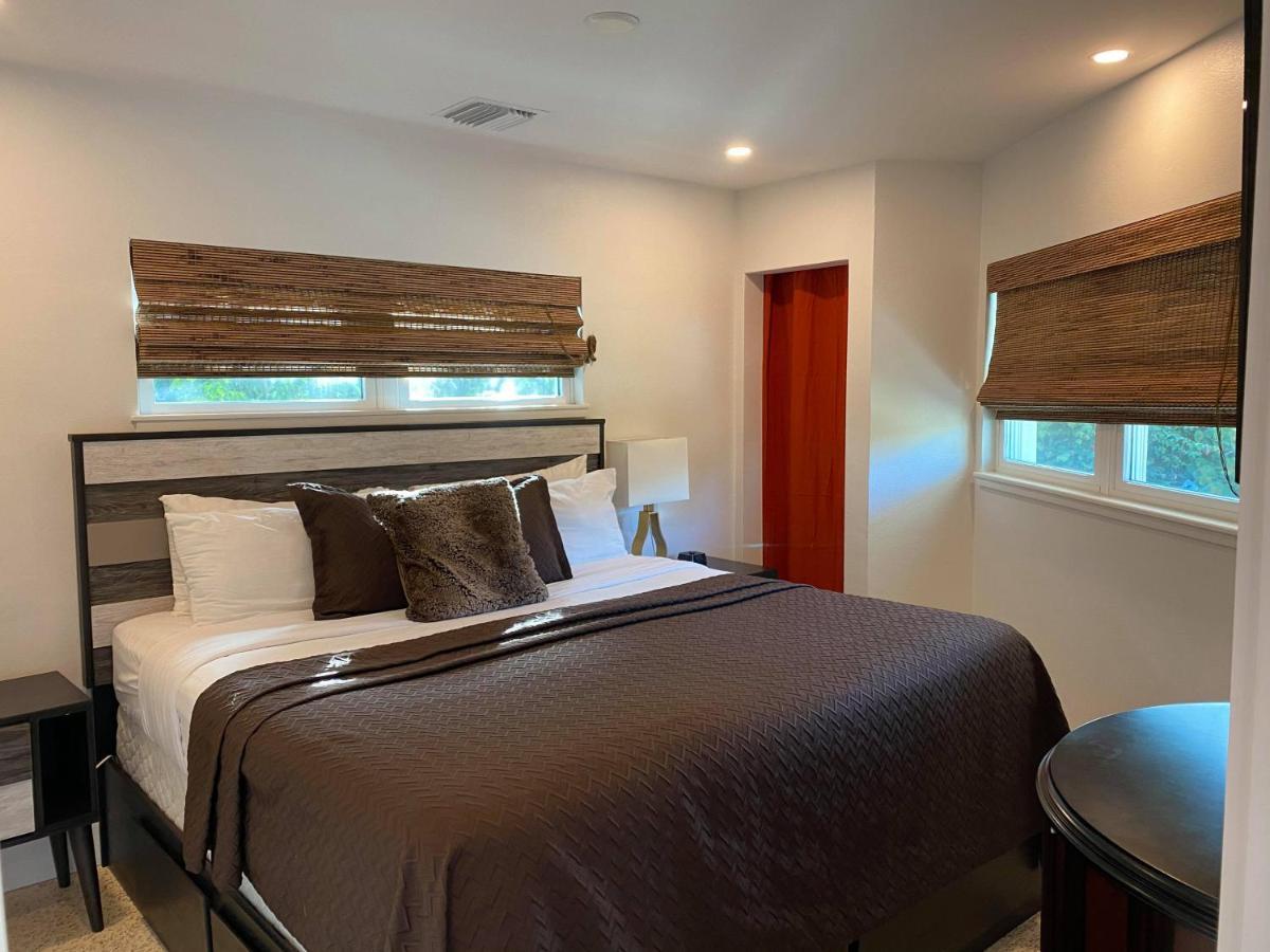 Captiva Beach Resort Point O'Rocks Екстер'єр фото